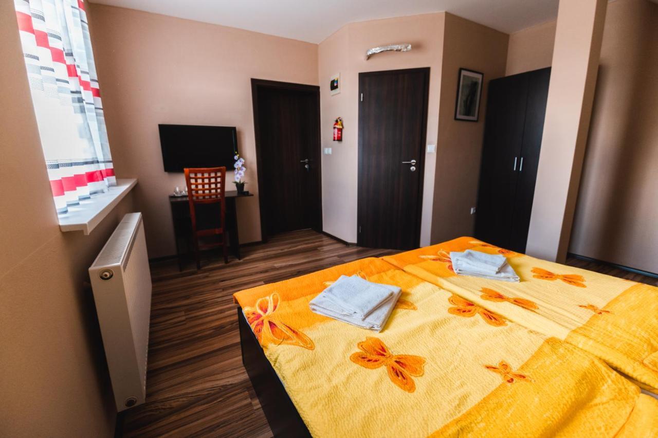 Motel Ard Sarovce Εξωτερικό φωτογραφία