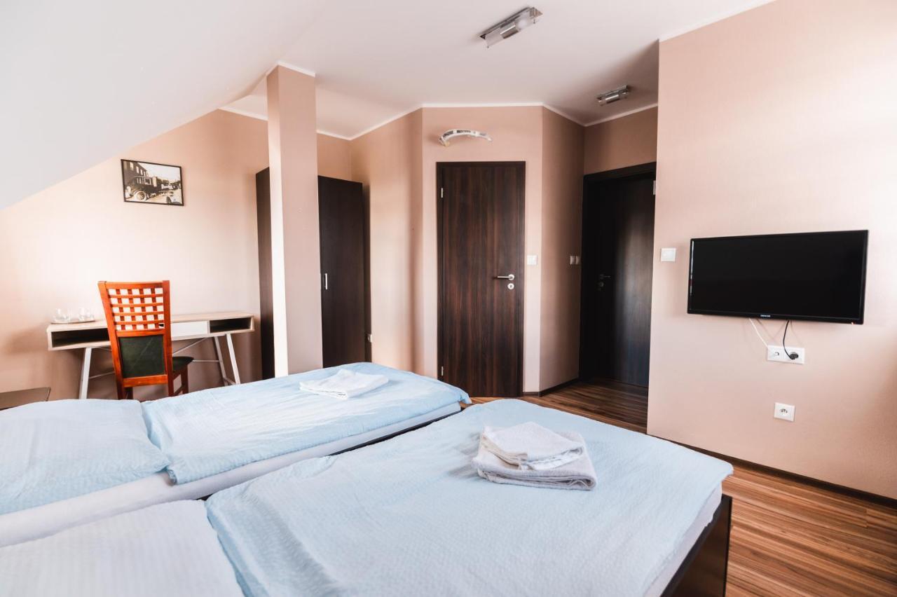 Motel Ard Sarovce Εξωτερικό φωτογραφία
