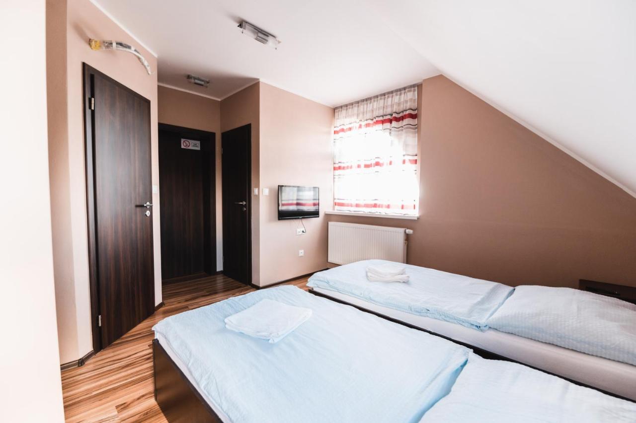 Motel Ard Sarovce Εξωτερικό φωτογραφία